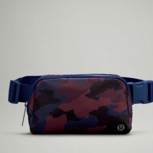 Lululemon Everywhere Belt Bag, Heritage 365 Camo Smoky Red Night Sea Multi